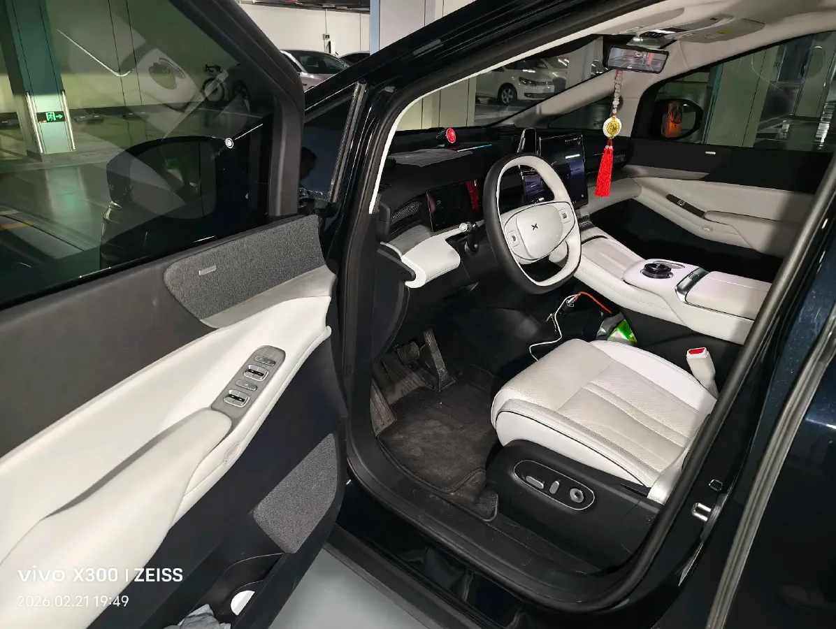 2024 Xpeng X9 BEV 101.5KWH,autocango,china used car exporter,china ev exporter,chinese used car exporter,chinese used ev exporter