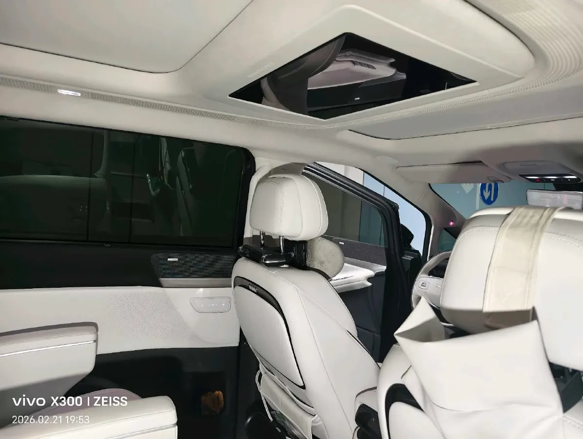 2024 Xpeng X9 BEV 101.5KWH,autocango,china used car exporter,china ev exporter,chinese used car exporter,chinese used ev exporter