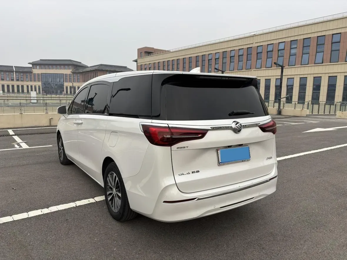2021 Buick GL8 2.0T 237HP L4 9AT,autocango,china used car exporter,china ev exporter,chinese used car exporter,chinese used ev exporter