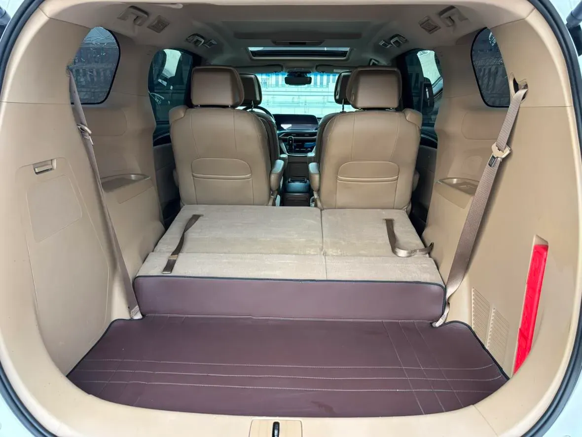 2021 Buick GL8 2.0T 237HP L4 9AT,autocango,china used car exporter,china ev exporter,chinese used car exporter,chinese used ev exporter