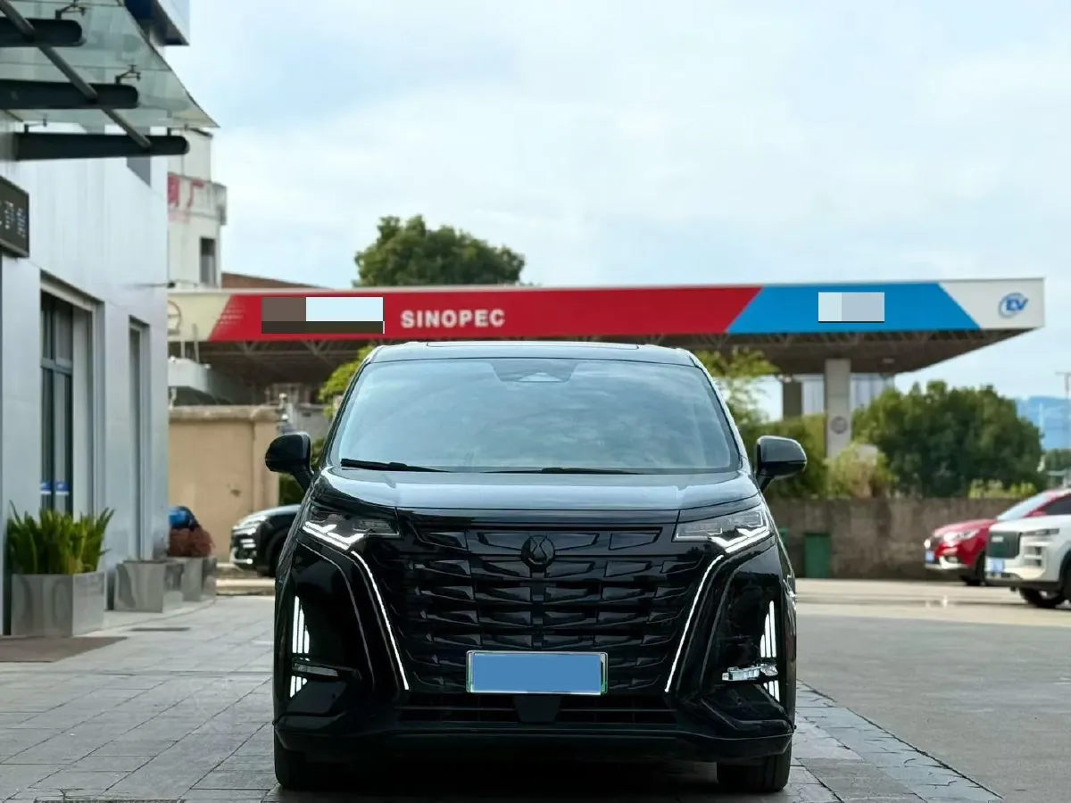 2022 Mercedes-Benz GLC Class 2.0T 197HP L4 9AT,autocango,china used car exporter,china ev exporter,chinese used car exporter,chinese used ev exporter