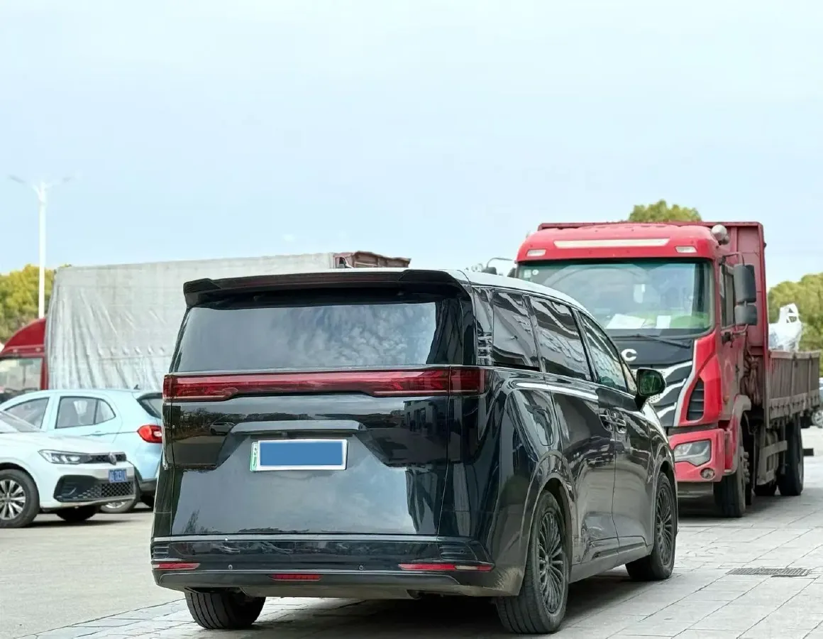 2022 Mercedes-Benz GLC Class 2.0T 197HP L4 9AT,autocango,china used car exporter,china ev exporter,chinese used car exporter,chinese used ev exporter