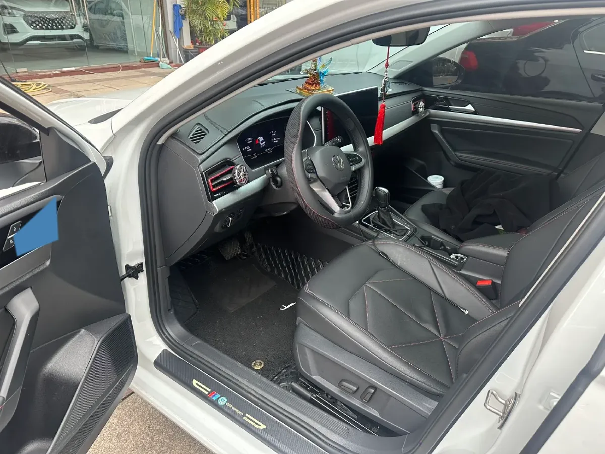 2024 Volkswagen Lavida 1.5T 160HP L4 7DCT,autocango,china used car exporter,china ev exporter,chinese used car exporter,chinese used ev exporter