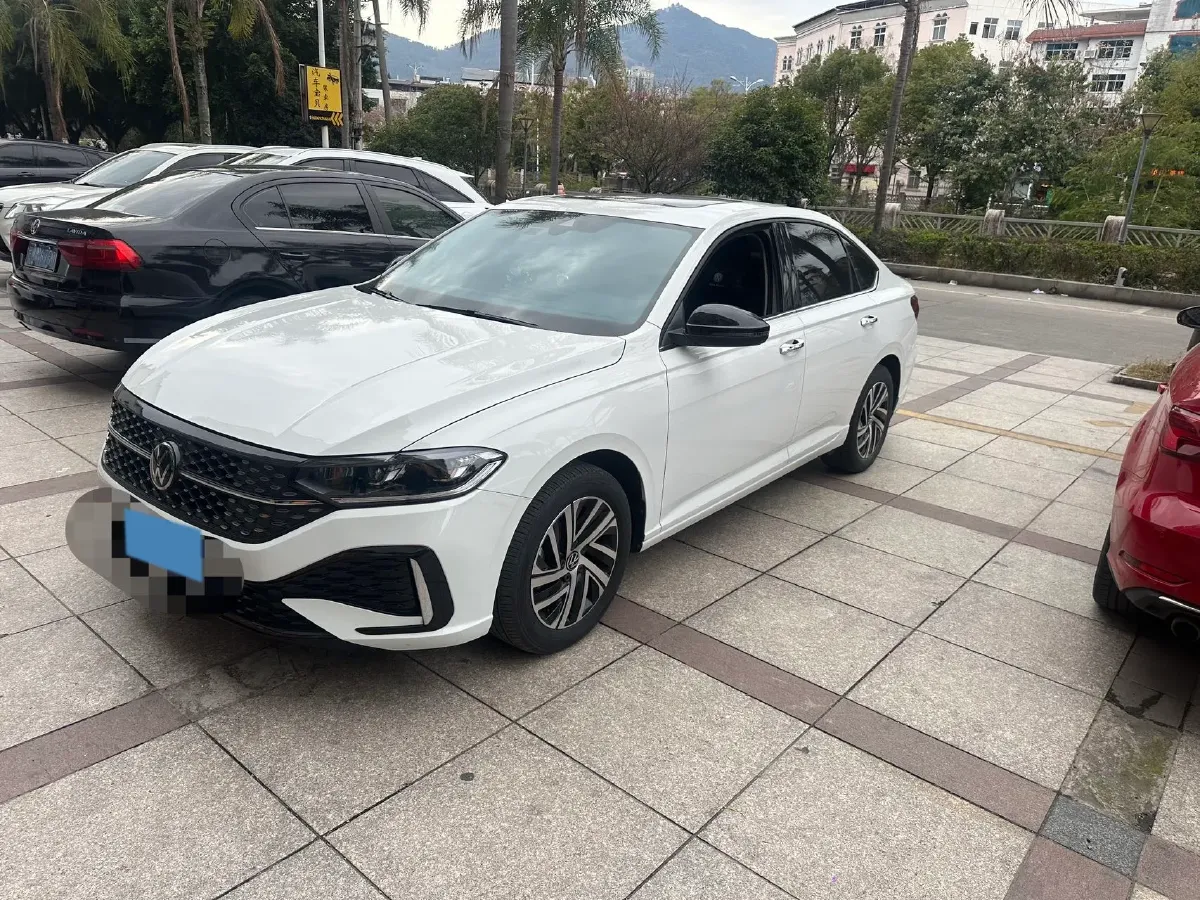 2024 Volkswagen Lavida 1.5T 160HP L4 7DCT,autocango,china used car exporter,china ev exporter,chinese used car exporter,chinese used ev exporter