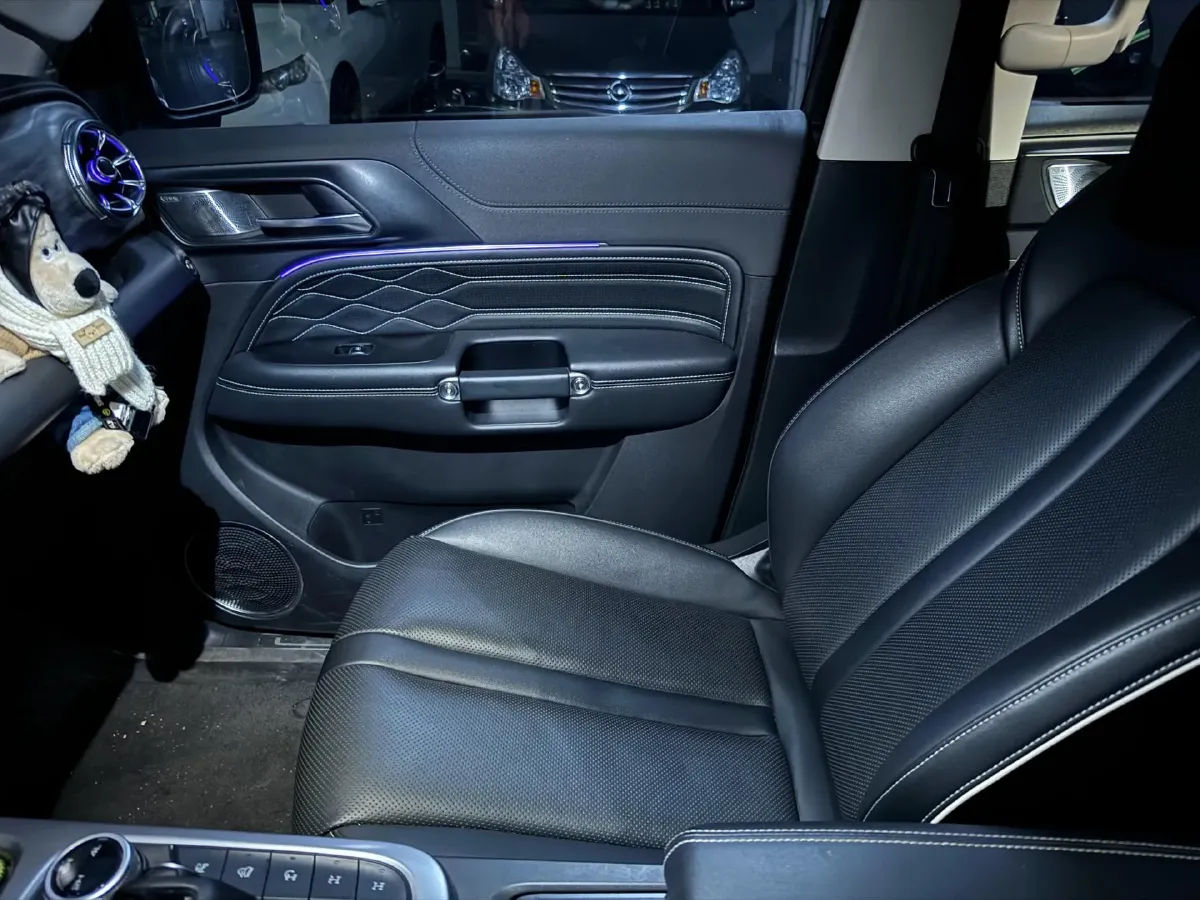 2024 Tank 300 2.0T 227HP L4 8AT,autocango,china used car exporter,china ev exporter,chinese used car exporter,chinese used ev exporter