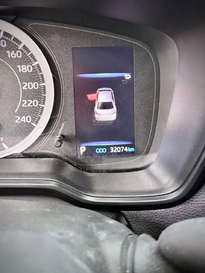 2021 Toyota Corolla 1.5L 121HP L3 CVT,autocango,china used car exporter,china ev exporter,chinese used car exporter,chinese used ev exporter