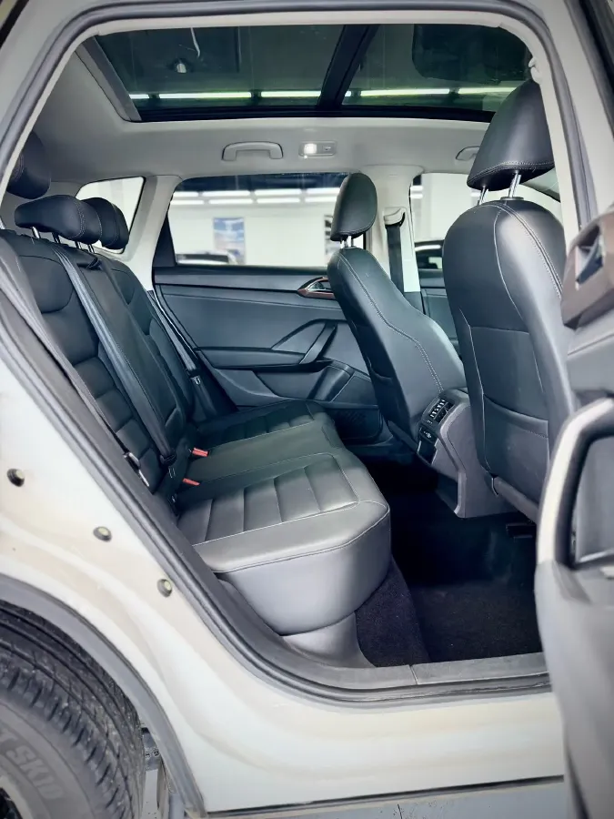 2021 Volkswagen Tharu 1.4T 150HP L4 7DCT,autocango,china used car exporter,china ev exporter,chinese used car exporter,chinese used ev exporter