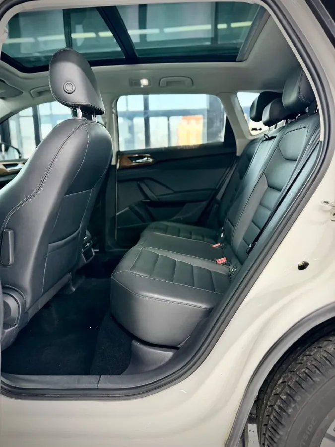 2021 Volkswagen Tharu 1.4T 150HP L4 7DCT,autocango,china used car exporter,china ev exporter,chinese used car exporter,chinese used ev exporter