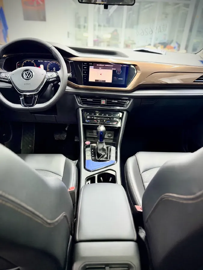 2021 Volkswagen Tharu 1.4T 150HP L4 7DCT,autocango,china used car exporter,china ev exporter,chinese used car exporter,chinese used ev exporter