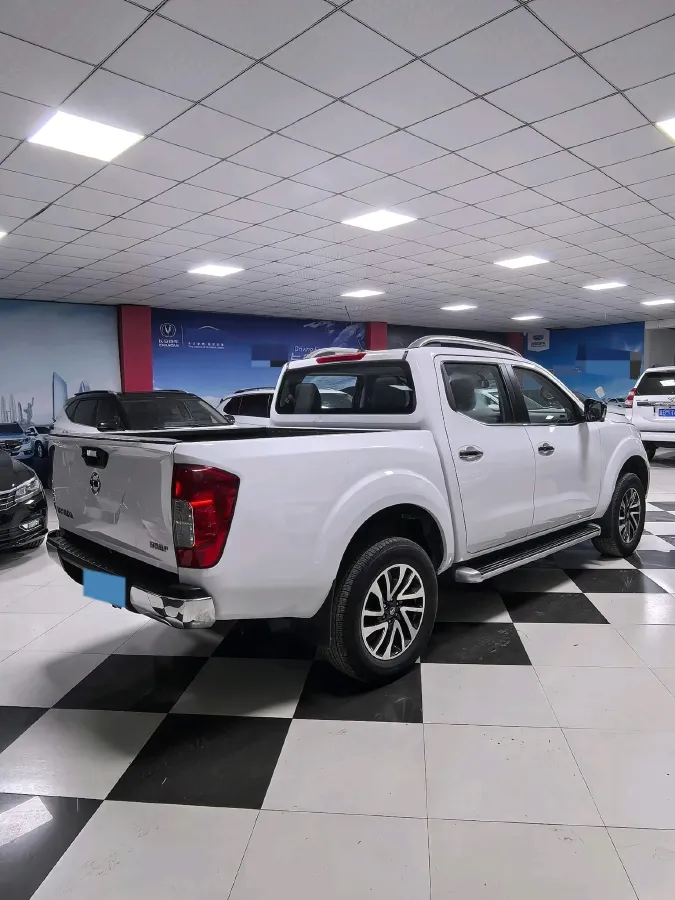 2023 Nissan Navara 2.5L 190HP L4 7AT,autocango,china used car exporter,china ev exporter,chinese used car exporter,chinese used ev exporter
