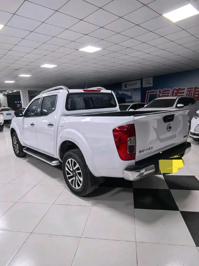 2023 Nissan Navara 2.5L 190HP L4 7AT,autocango,china used car exporter,china ev exporter,chinese used car exporter,chinese used ev exporter