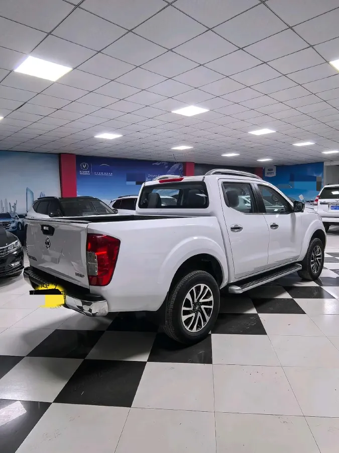 2023 Nissan Navara 2.5L 190HP L4 7AT,autocango,china used car exporter,china ev exporter,chinese used car exporter,chinese used ev exporter