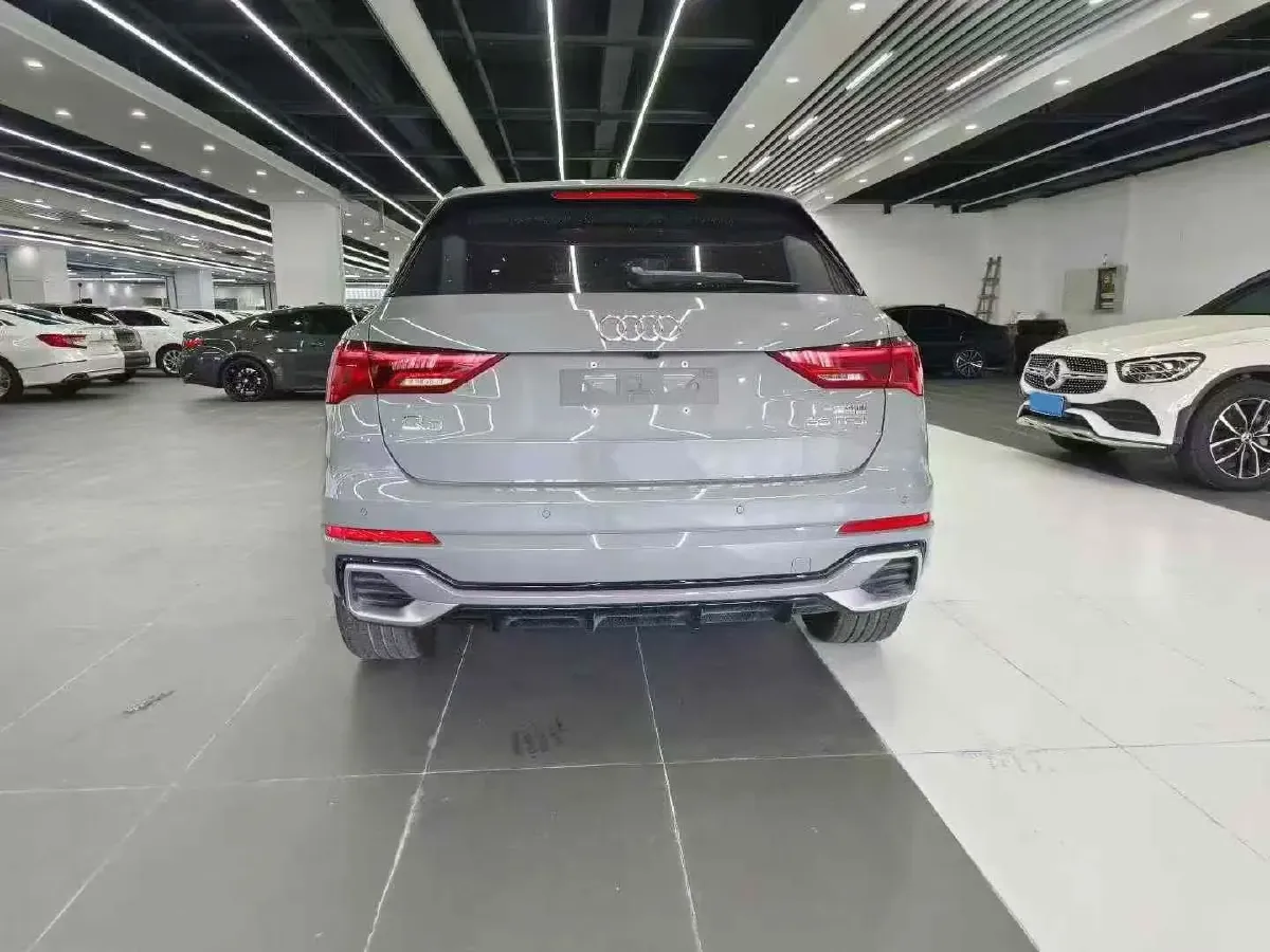2024 Audi Q3 1.5T 160HP L4 7DCT,autocango,china used car exporter,china ev exporter,chinese used car exporter,chinese used ev exporter