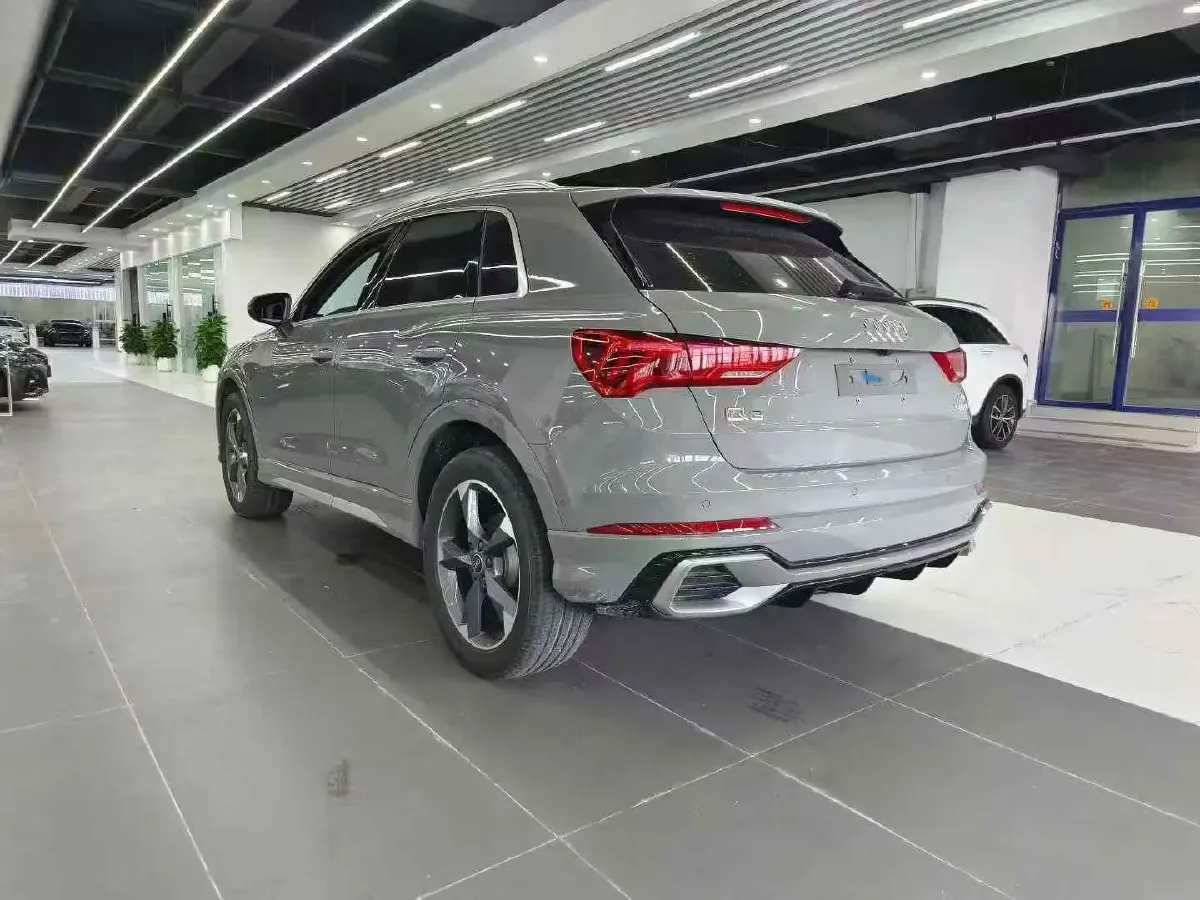 2024 Audi Q3 1.5T 160HP L4 7DCT,autocango,china used car exporter,china ev exporter,chinese used car exporter,chinese used ev exporter