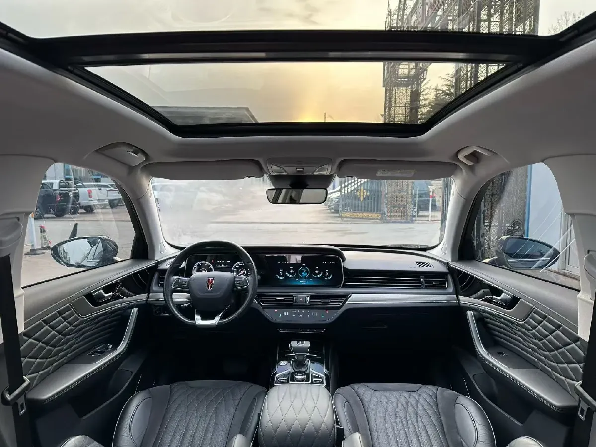 2022 HongQi HS5 2.0T 224HP L4 6AT,autocango,china used car exporter,china ev exporter,chinese used car exporter,chinese used ev exporter