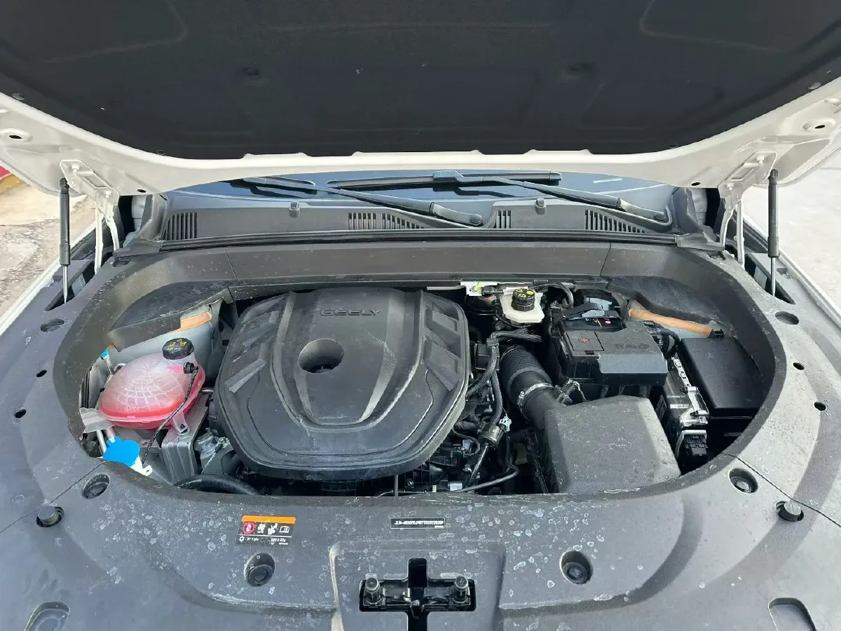 2024 Geely Monjaro 2.0T 218HP L4 7DCT,autocango,china used car exporter,china ev exporter,chinese used car exporter,chinese used ev exporter