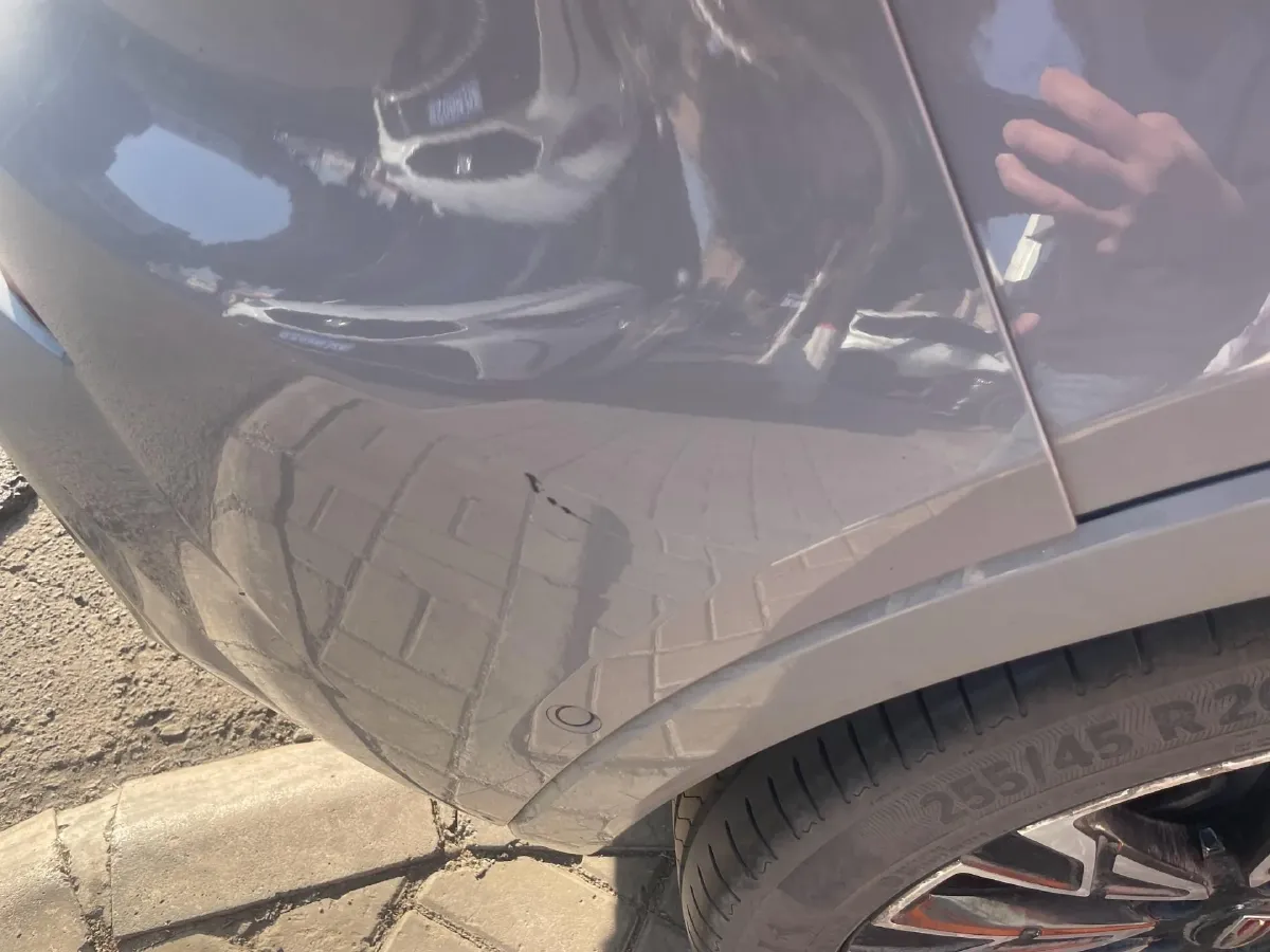 2023 HongQi HS5 2.0T 252HP L4 8AT,autocango,china used car exporter,china ev exporter,chinese used car exporter,chinese used ev exporter