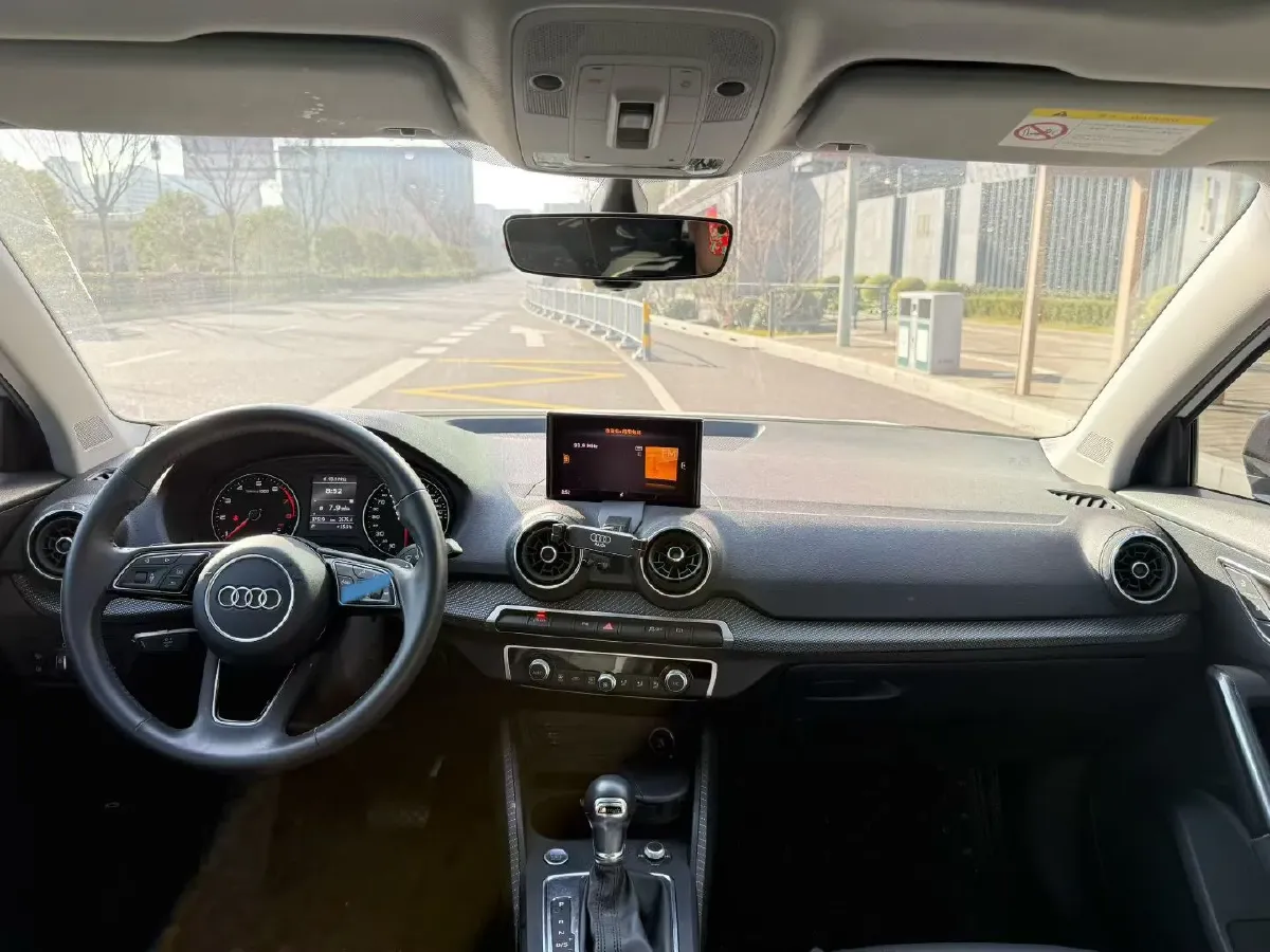 2020 Audi Q2L 1.4T 150HP L4 7DCT,autocango,china used car exporter,china ev exporter,chinese used car exporter,chinese used ev exporter