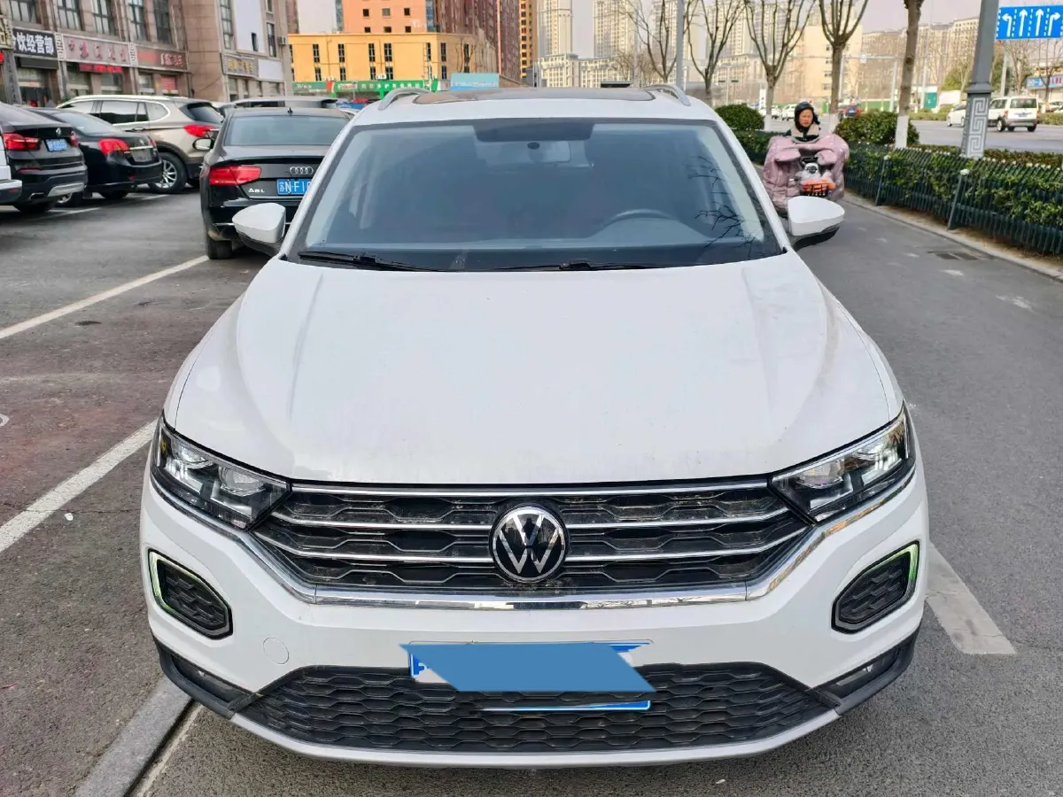 2021 Volkswagen T-Roc 1.4T 150HP L4 7DCT,autocango,china used car exporter,china ev exporter,chinese used car exporter,chinese used ev exporter