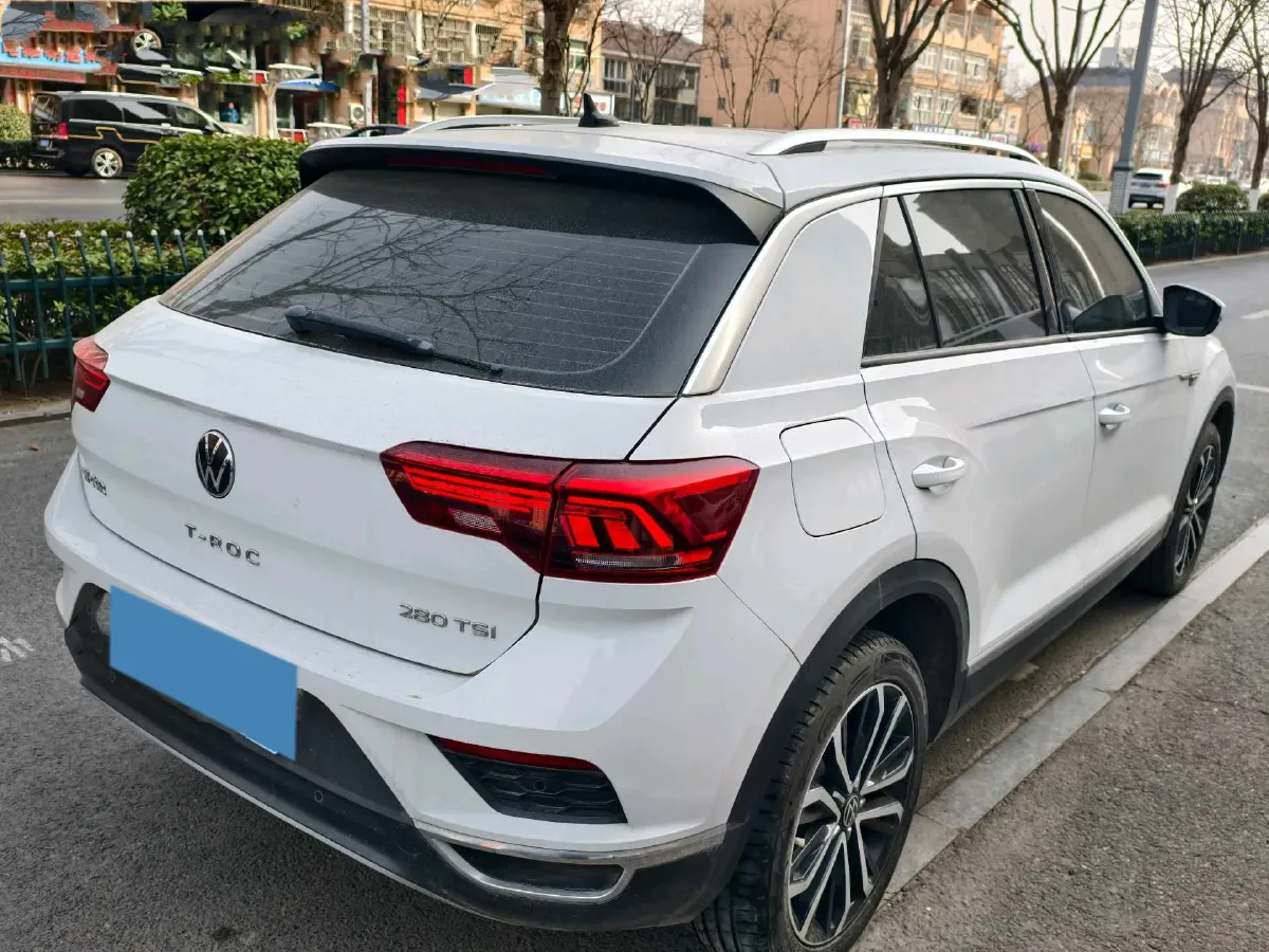 2021 Volkswagen T-Roc 1.4T 150HP L4 7DCT,autocango,china used car exporter,china ev exporter,chinese used car exporter,chinese used ev exporter