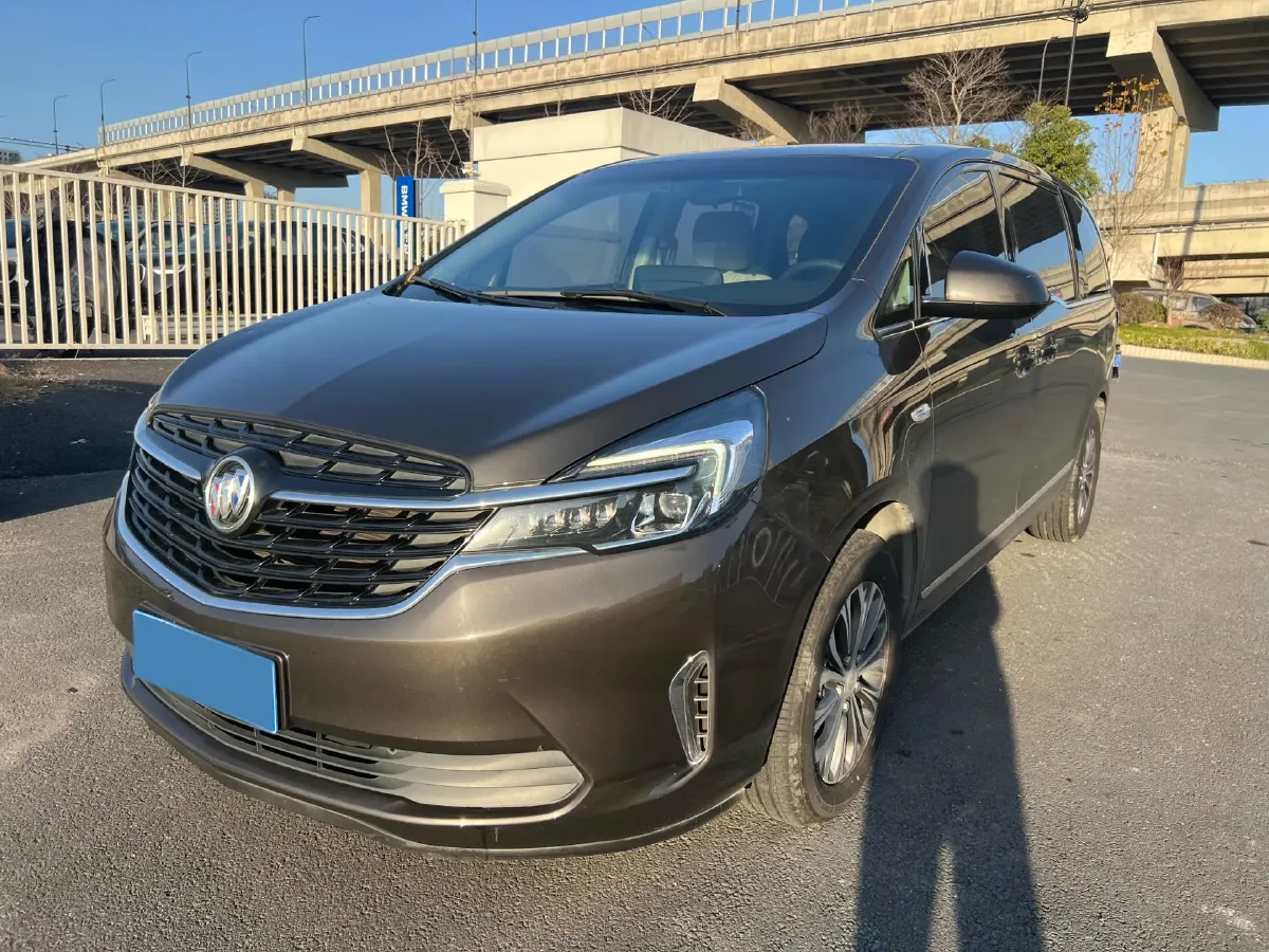 2022 Buick GL8 2.0T 237HP L4 9AT,autocango,china used car exporter,china ev exporter,chinese used car exporter,chinese used ev exporter