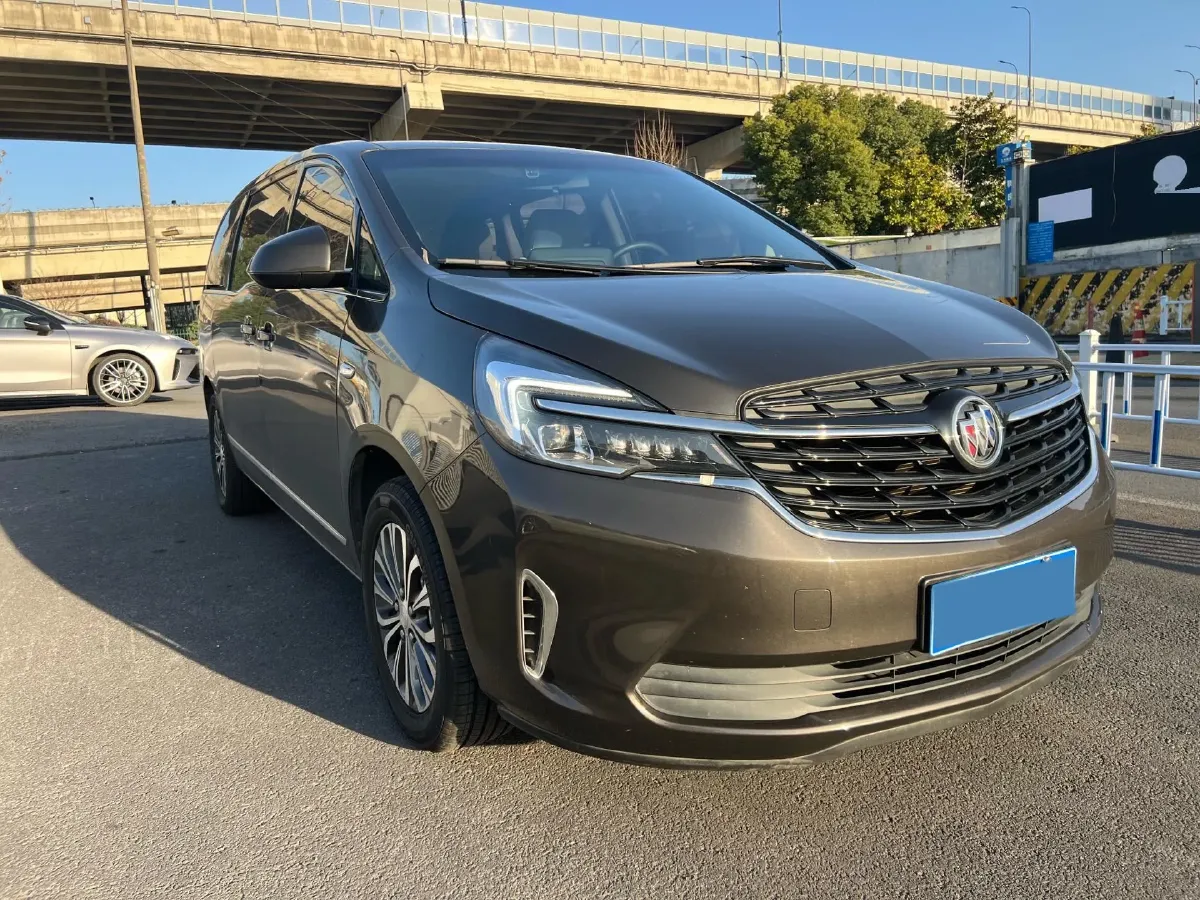 2022 Buick GL8 2.0T 237HP L4 9AT,autocango,china used car exporter,china ev exporter,chinese used car exporter,chinese used ev exporter