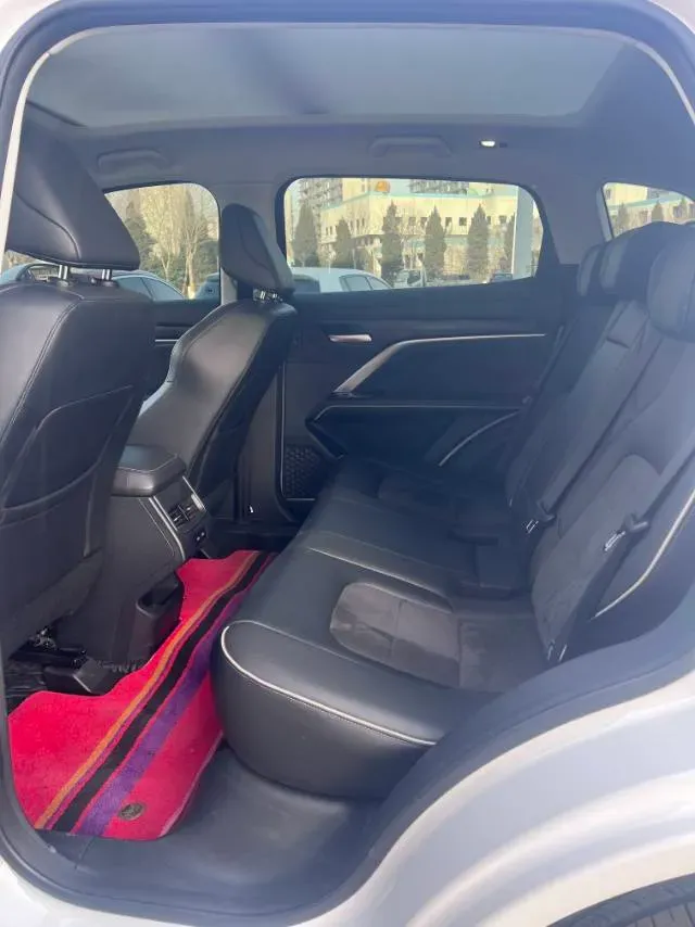 2021 Haval H6 1.5T 169HP L4 7DCT,autocango,china used car exporter,china ev exporter,chinese used car exporter,chinese used ev exporter