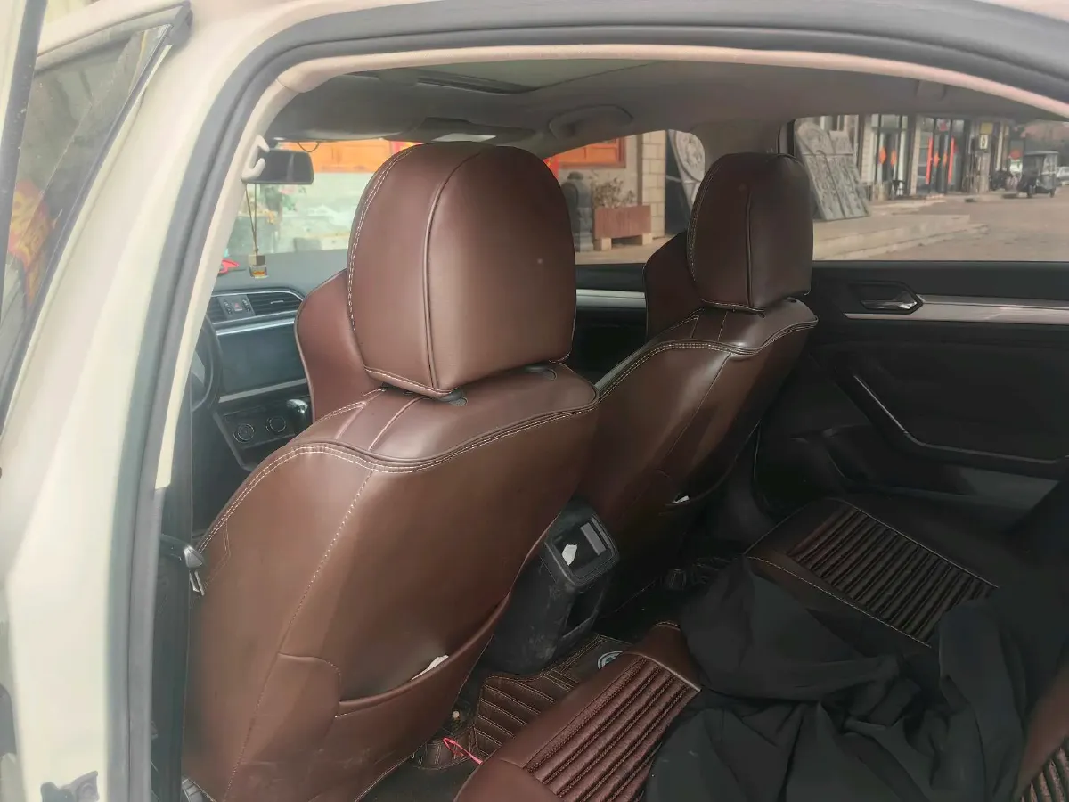 2017 Volkswagen Lamando 1.4T 131HP L4 7DCT,autocango,china used car exporter,china ev exporter,chinese used car exporter,chinese used ev exporter