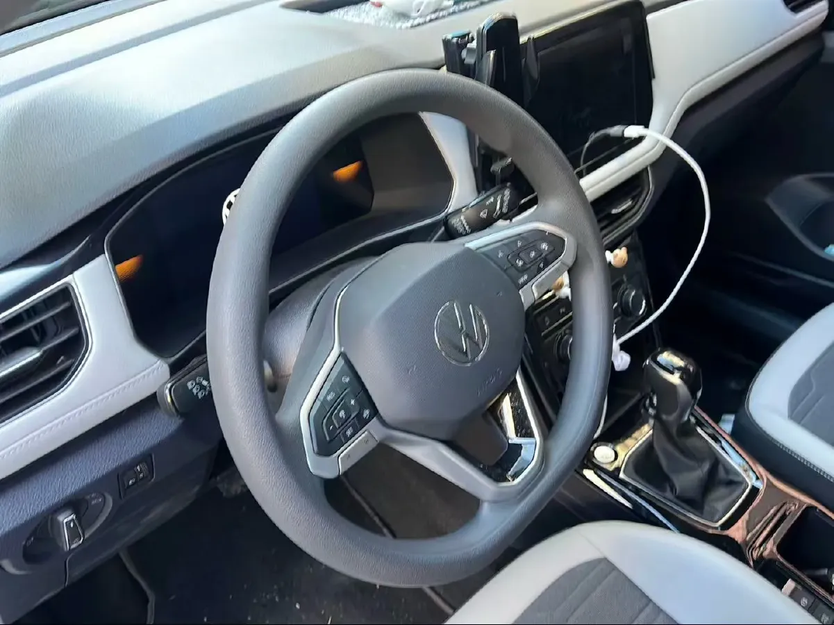 2025 Volkswagen Tharu 1.5T 160HP L4 7DCT,autocango,china used car exporter,china ev exporter,chinese used car exporter,chinese used ev exporter