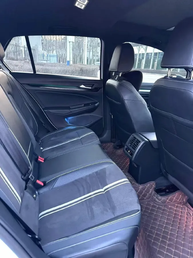 2023 Volkswagen Golf 1.4T 150HP L4 7DCT,autocango,china used car exporter,china ev exporter,chinese used car exporter,chinese used ev exporter