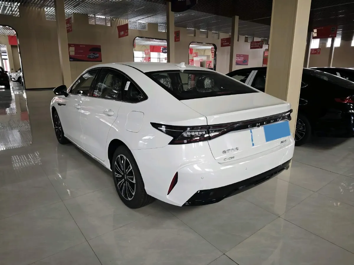 2024 Fulwin FulwinA8 1.5T 156HP L4 1DHT PHEV 18.3KWH,autocango,china used car exporter,china ev exporter,chinese used car exporter,chinese used ev exporter