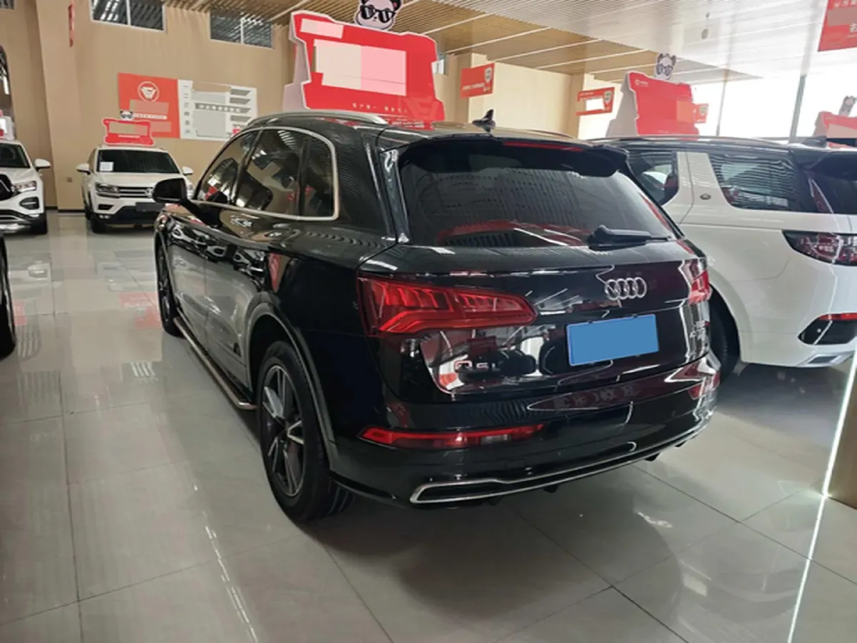 2018 Audi Q5L 2.0T 190HP L4 7DCT,autocango,china used car exporter,china ev exporter,chinese used car exporter,chinese used ev exporter