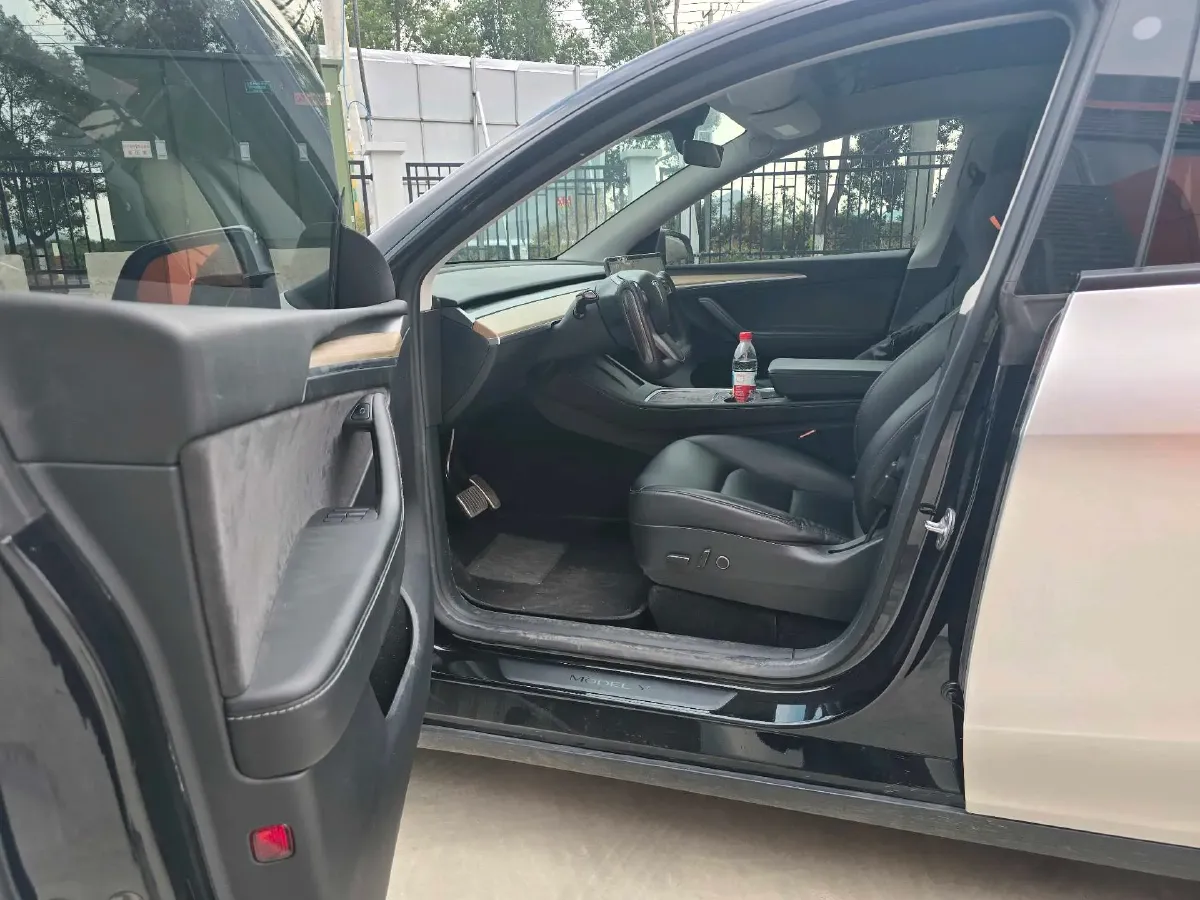 2022 Tesla Model Y BEV 60KWH,autocango,china used car exporter,china ev exporter,chinese used car exporter,chinese used ev exporter