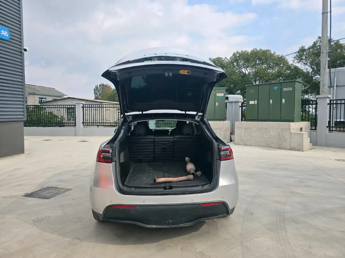 2022 Tesla Model Y BEV 60KWH,autocango,china used car exporter,china ev exporter,chinese used car exporter,chinese used ev exporter