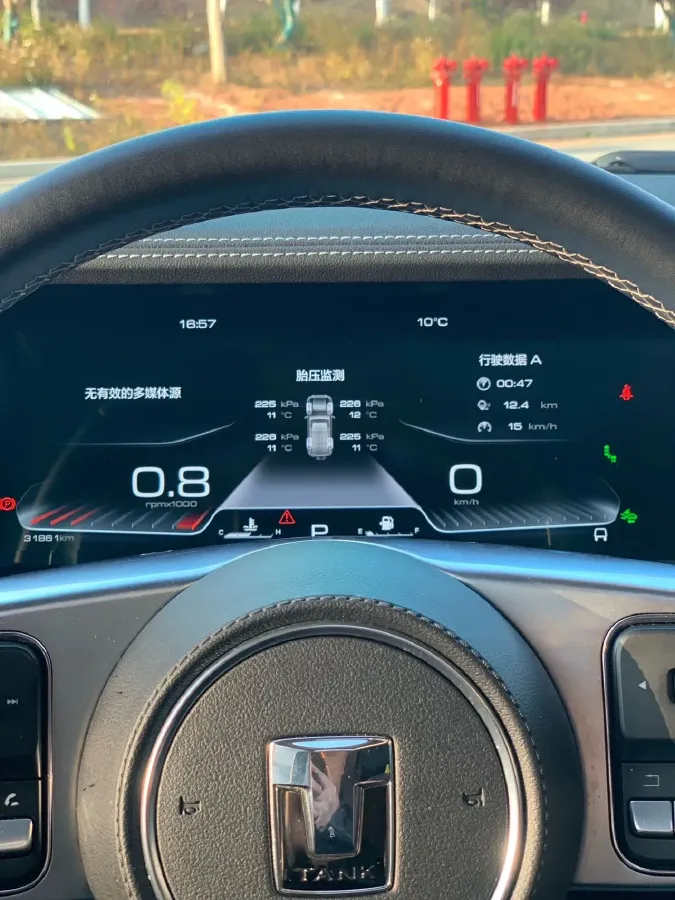 2023 Tank 300 2.0T 227HP L4 8AT,autocango,china used car exporter,china ev exporter,chinese used car exporter,chinese used ev exporter