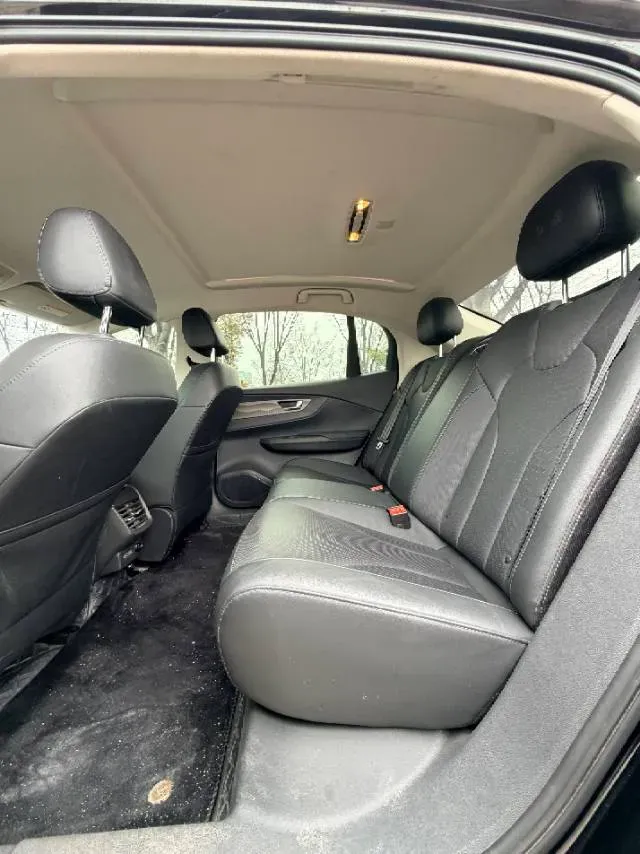 2022 HongQi E-QM5 BEV 54KWH,autocango,china used car exporter,china ev exporter,chinese used car exporter,chinese used ev exporter