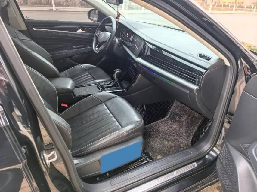 2023 Volkswagen Passat 2.0T 186HP L4 7DCT,autocango,china used car exporter,china ev exporter,chinese used car exporter,chinese used ev exporter