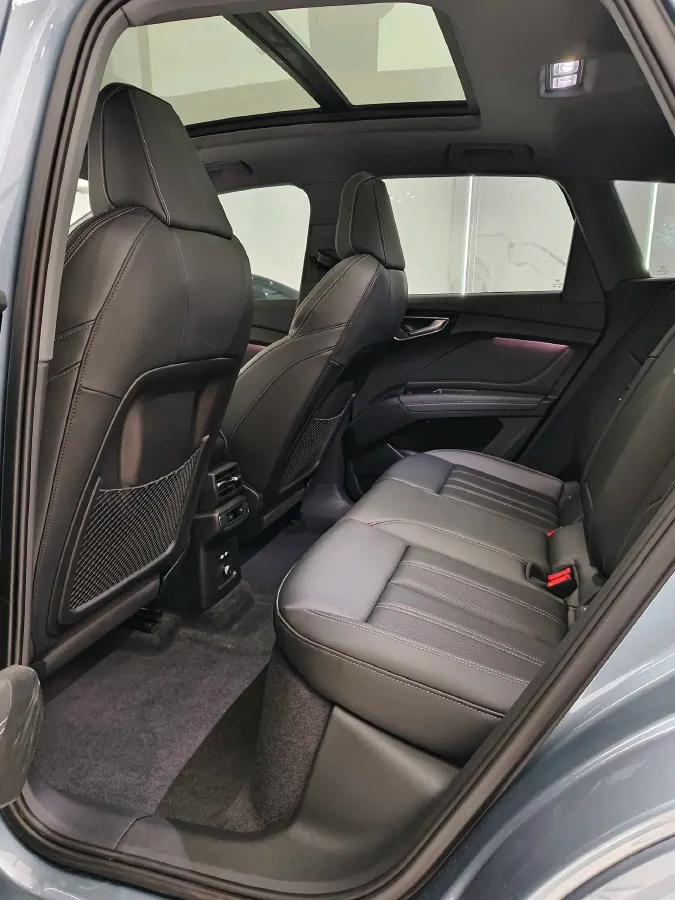 2024 Audi Q4 e-tron BEV 84.8KWH,autocango,china used car exporter,china ev exporter,chinese used car exporter,chinese used ev exporter