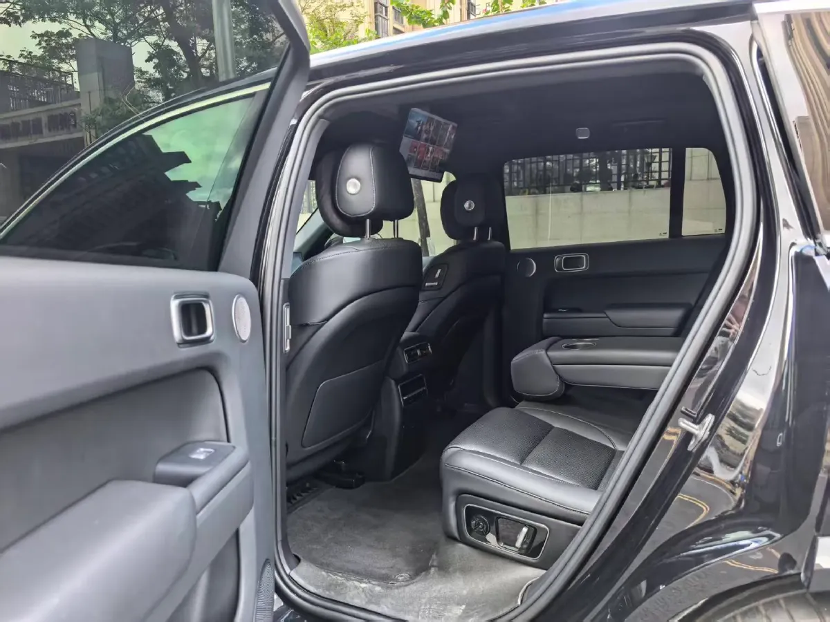 2023 Li L7 Range Extended 154HP REEV 40.9KWH,autocango,china used car exporter,china ev exporter,chinese used car exporter,chinese used ev exporter