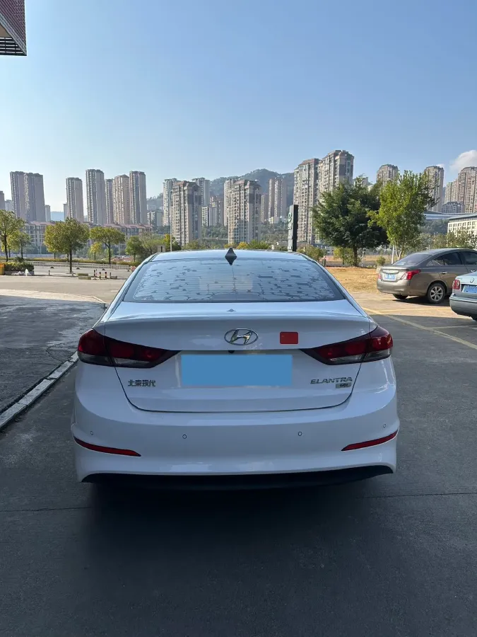 2016 Hyundai Elantra 1.6L 130HP L4 6AT,autocango,china used car exporter,china ev exporter,chinese used car exporter,chinese used ev exporter