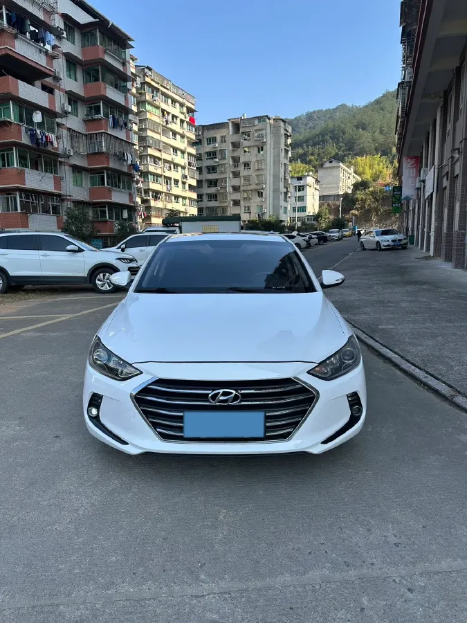 2016 Hyundai Elantra 1.6L 130HP L4 6AT,autocango,china used car exporter,china ev exporter,chinese used car exporter,chinese used ev exporter