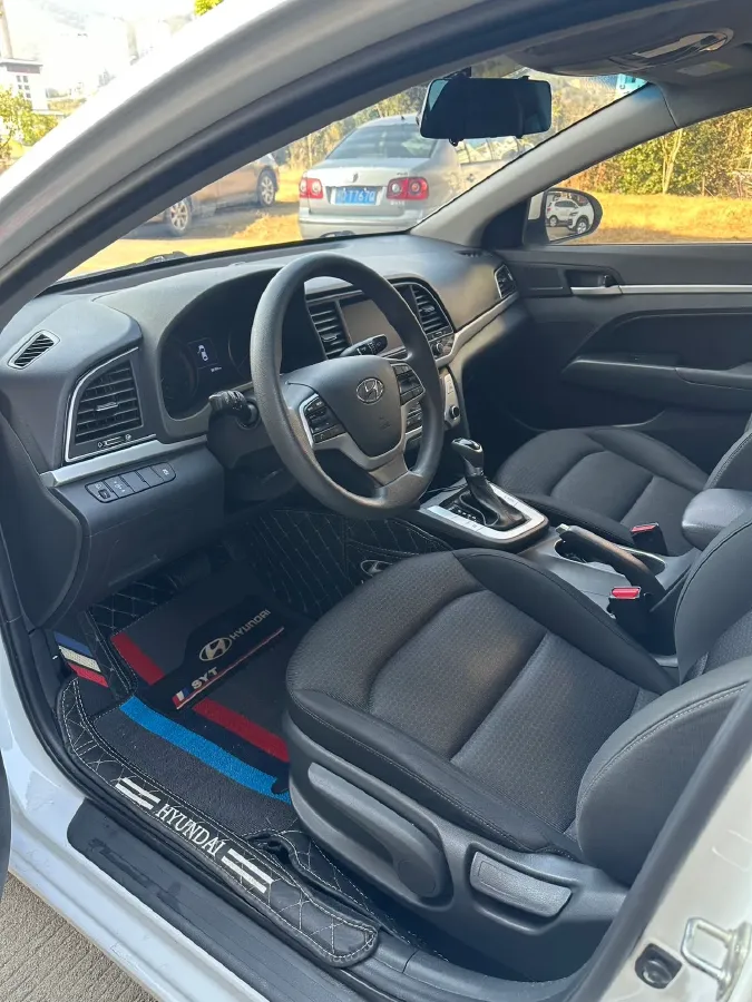 2016 Hyundai Elantra 1.6L 130HP L4 6AT,autocango,china used car exporter,china ev exporter,chinese used car exporter,chinese used ev exporter