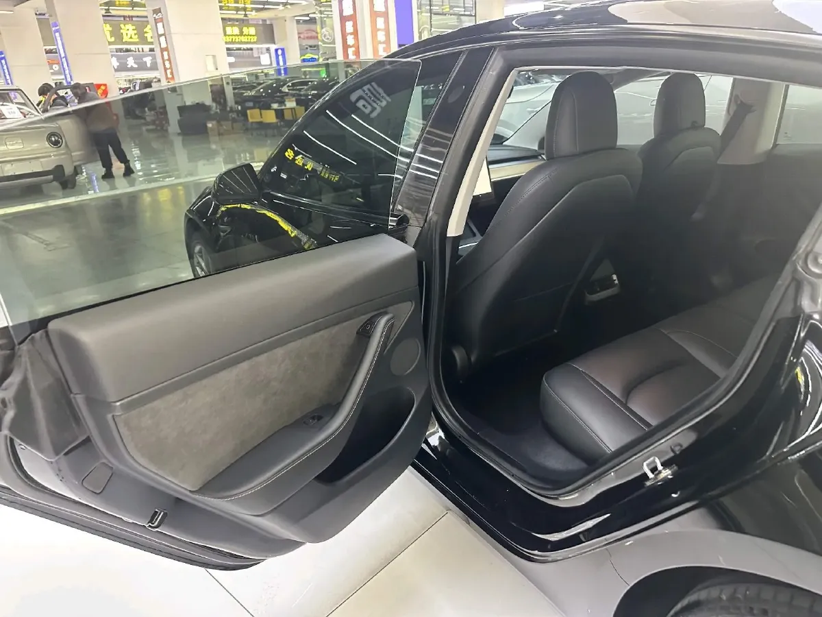 2022 Chevrolet Blazer 2.0T 237HP L4 9AT,autocango,china used car exporter,china ev exporter,chinese used car exporter,chinese used ev exporter