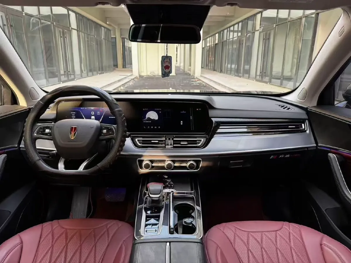 2023 HongQi HS5 2.0T 252HP L4 8AT,autocango,china used car exporter,china ev exporter,chinese used car exporter,chinese used ev exporter