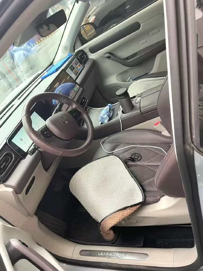 2024 Leapmotor C11 BEV 78.5KWH,autocango,china used car exporter,china ev exporter,chinese used car exporter,chinese used ev exporter