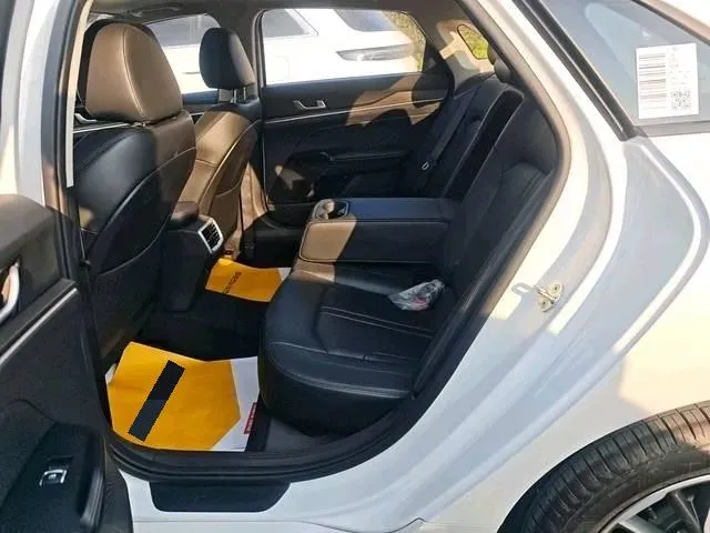 2025 Kia K5 1.5T 170HP L4 7DCT,autocango,china used car exporter,china ev exporter,chinese used car exporter,chinese used ev exporter