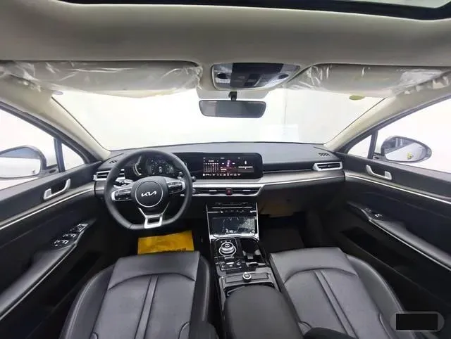 2025 Kia K5 1.5T 170HP L4 7DCT,autocango,china used car exporter,china ev exporter,chinese used car exporter,chinese used ev exporter