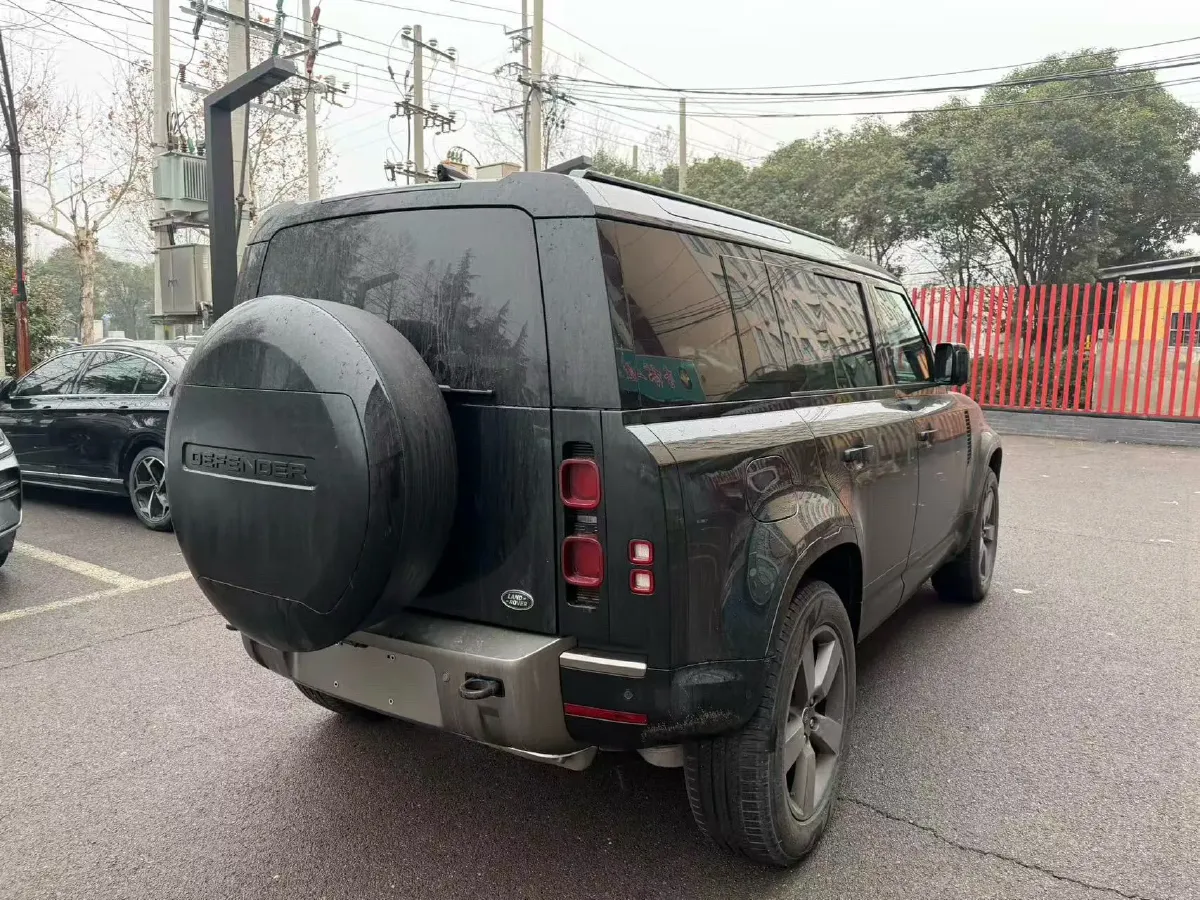 2025 Land Rover Defender 3.0T 400HP L6 8AT,autocango,china used car exporter,china ev exporter,chinese used car exporter,chinese used ev exporter