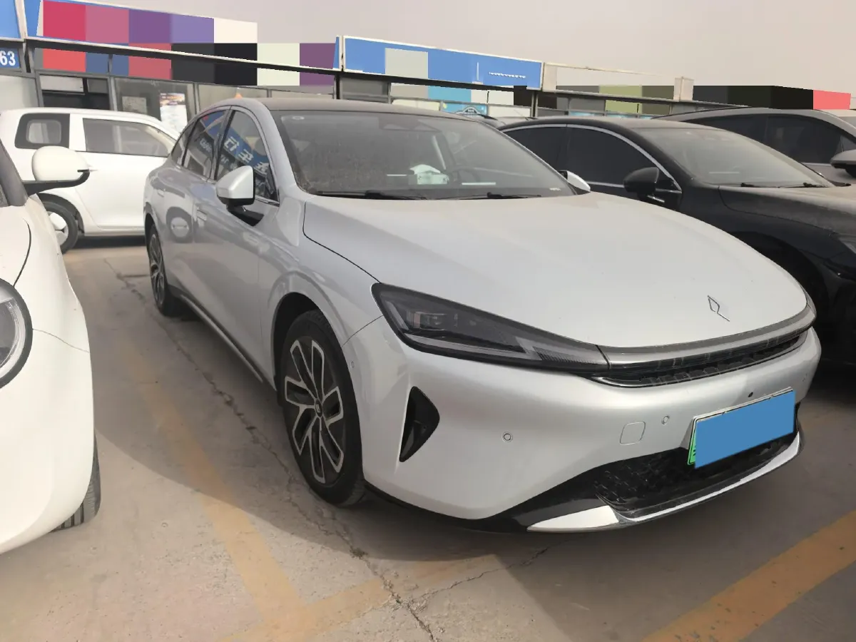 2025 BaoJun XiangJing 1.5T 143HP L4 1DHT PHEV,autocango,china used car exporter,china ev exporter,chinese used car exporter,chinese used ev exporter