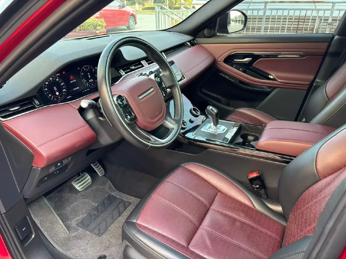 2020 Land Rover Range Rover Evoque 2.0T 249HP L4 9AT,autocango,china used car exporter,china ev exporter,chinese used car exporter,chinese used ev exporter